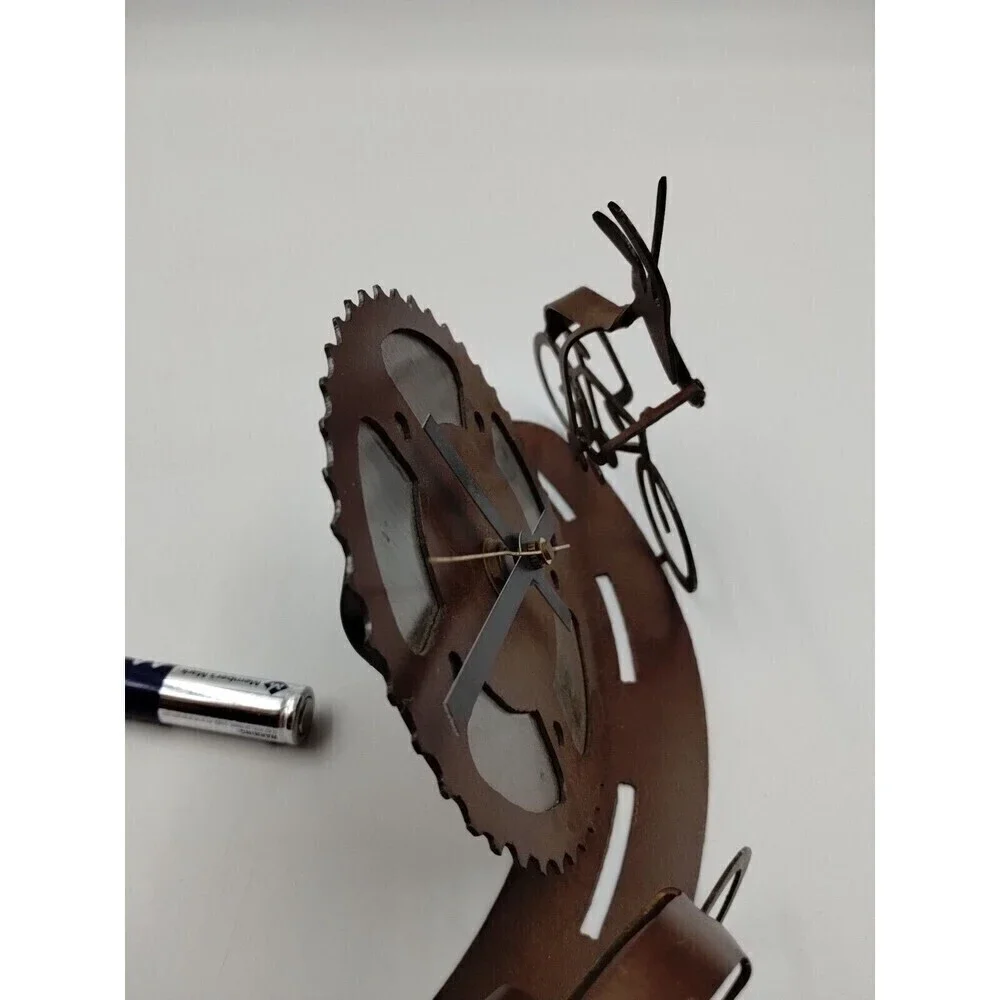 Desk, Mantle, Shelf Gear Gears Clock with Cyclists Bicycles Rust Look Steampunk